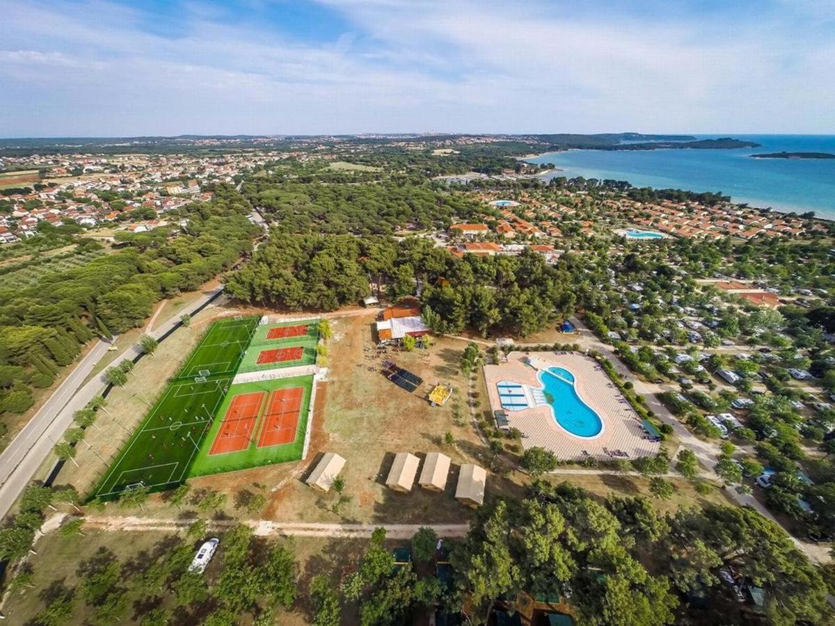 Lux Camp - Mobile Homes In Bi Village ฟาชานา ภายนอก รูปภาพ